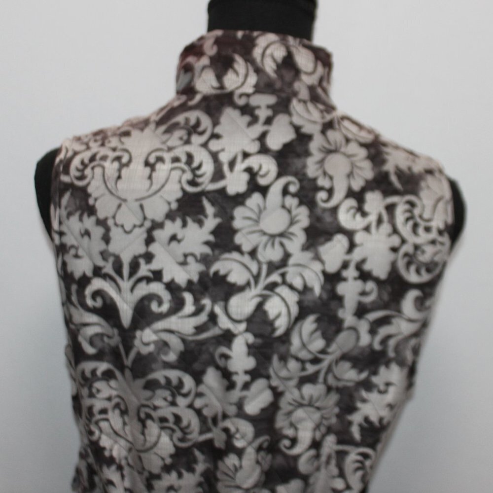 Croft & Barrow Quilted Floral Patterned Zip Up Vest - Picture 8 of 15